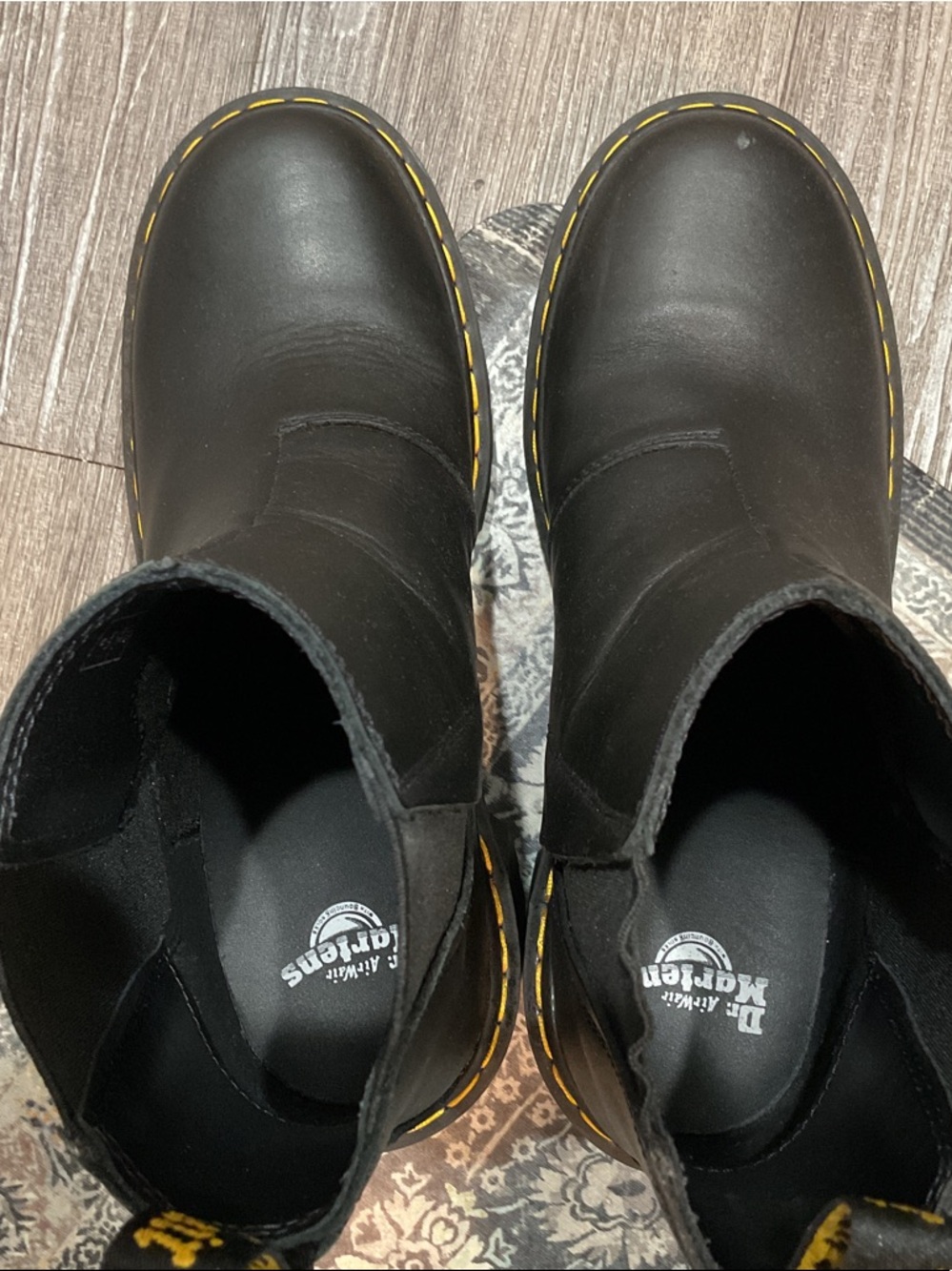 Authentic 💯 DOC MARTENS Black Heeled Chelsea Boots with Yellow Stitching - Women - Picture 13 of 14